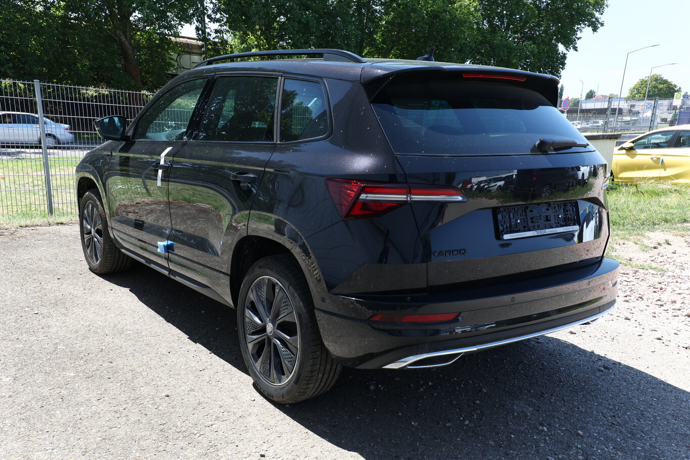 Skoda Karoq DSG Sportl Pano AHK Matrix Nav 360 Canton 184667493 3