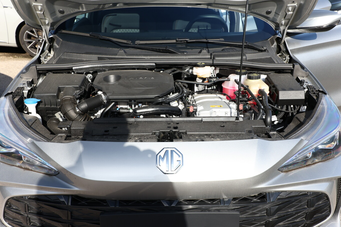 MG MG3 HEV+ Comfort ACC Kam Nav PDC AppCo Klima 16Z 185061047 11