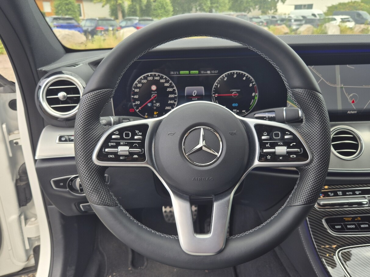 Mercedes-Benz E 300 de T AMG Line Multibeam Distronic Widescr. 185136555 8