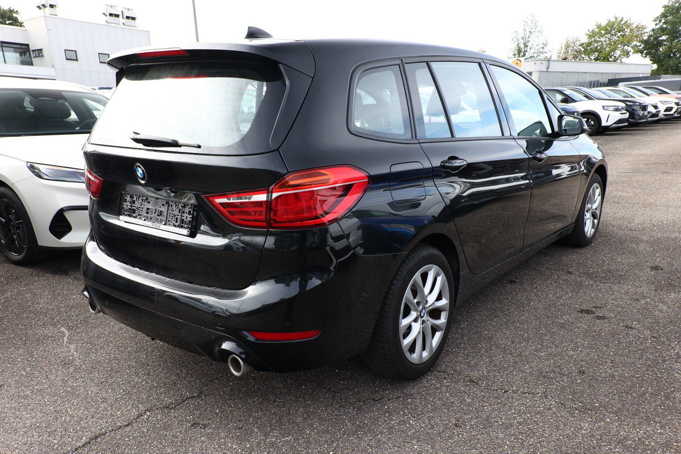 BMW 220i Gran Tourer Advantage Nav PDC SHZ Kam LM17Z 185241473 2