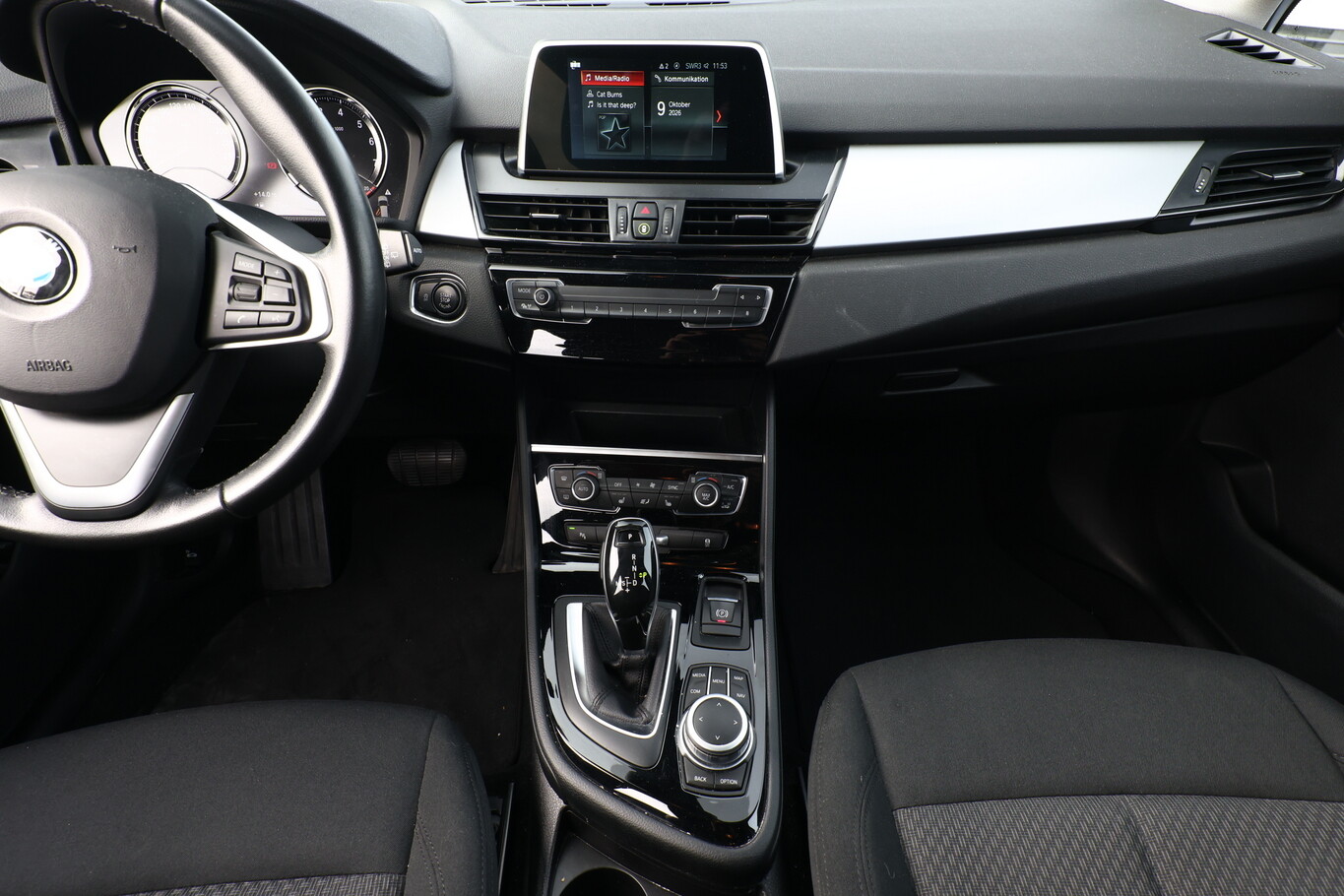 BMW 220i Gran Tourer Advantage Nav PDC SHZ Kam LM17Z 185241473 7