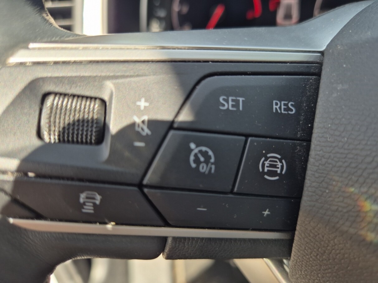 Seat Ateca 1.5 TSI 150 Xperience LED Nav FullLink Kam 185750973 8