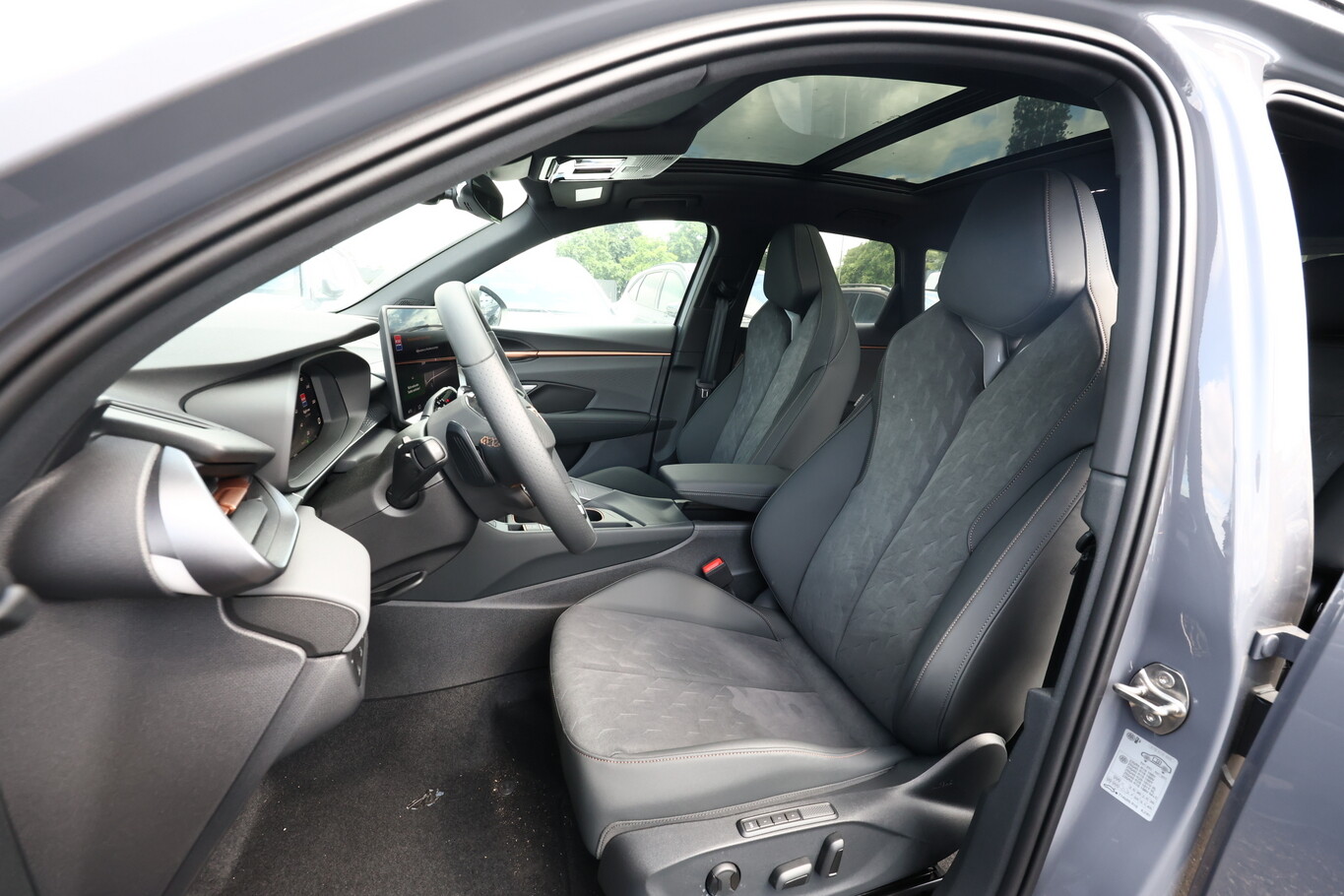 Cupra Terramar VZ Akebono Pano Matrix 360&deg; HuD Nav 20
