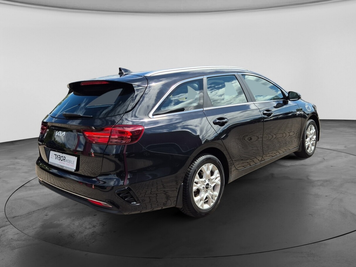 Kia Ceed SW 1.5 T-GDI 160 LED SHZ PDC Kam 16Z 187483739 1