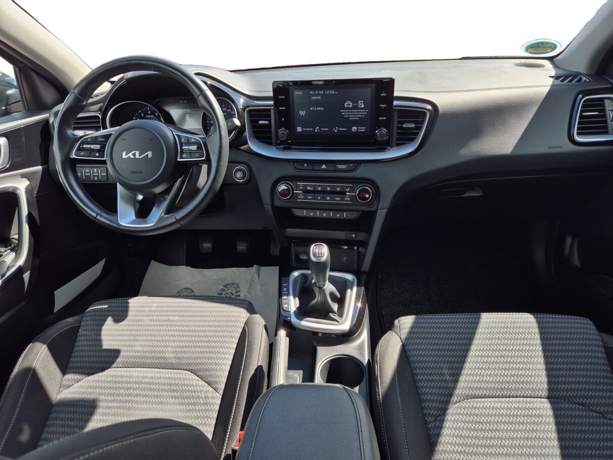 Kia Ceed SW 1.5 T-GDI 160 LED SHZ PDC Kam 16Z 187483739 7