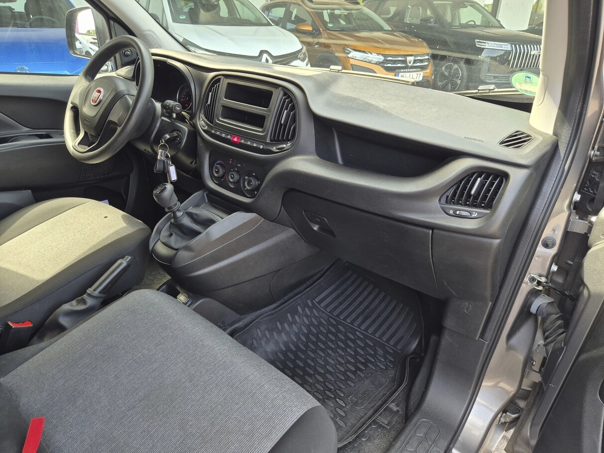 Fiat Doblo Cargo 1.6 Multijet SX PDC Tempomat  187484615 4