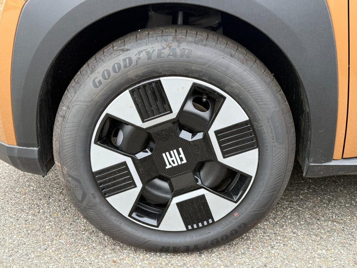 Fiat Grande Panda Hybrid ICON Nav Kam PixelLED 2xPDC 189311951 13
