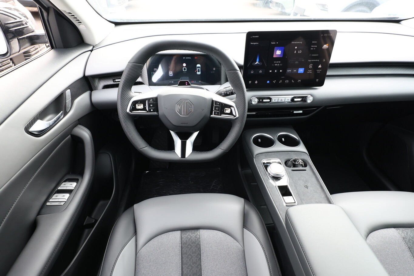 MG S5 64kWh Luxury ACC SHZ 360Kam Nav eHK TotW 18Z 190459790 6