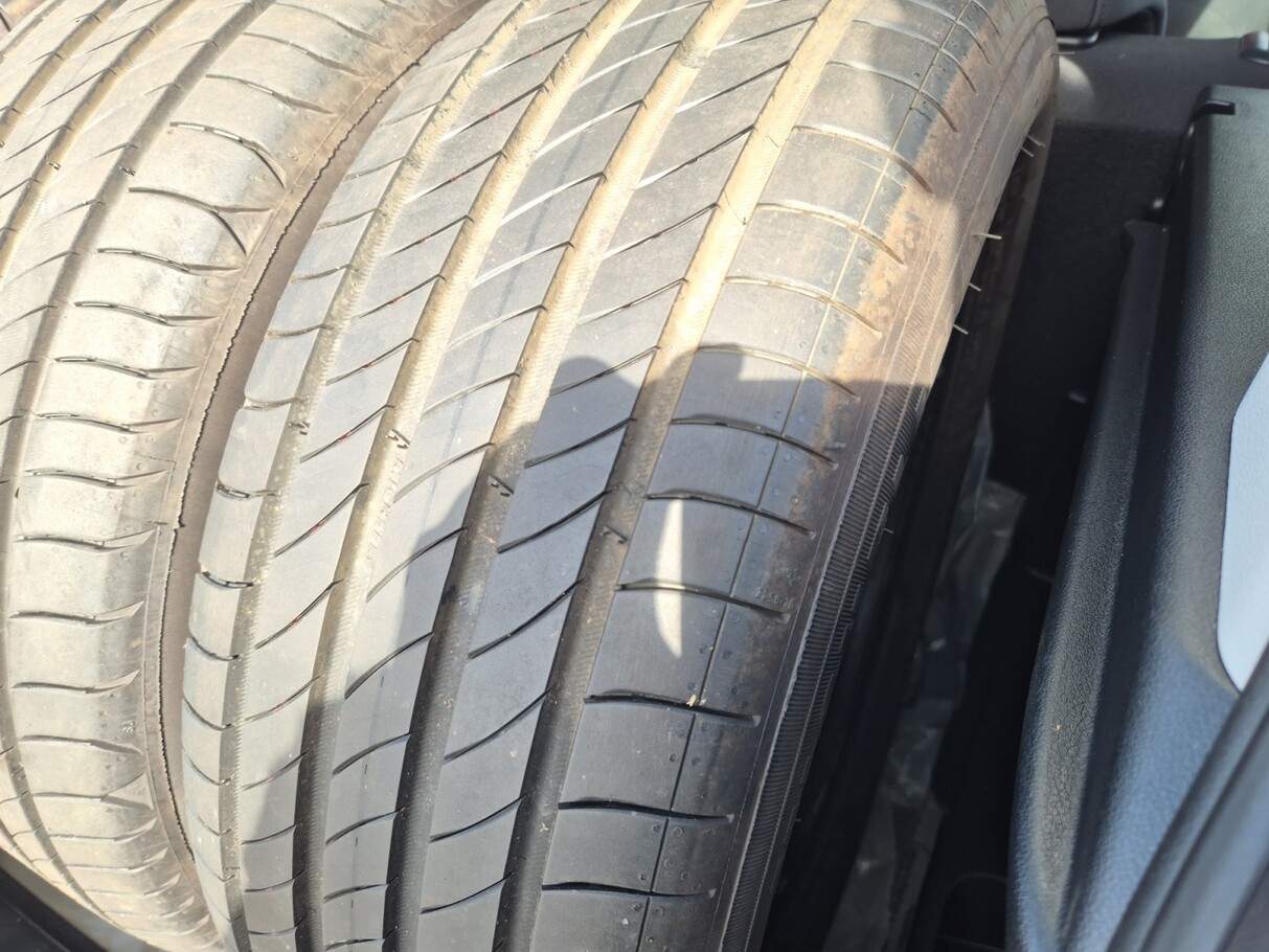 Hyundai Bayon 1.0 T-GDI 100 Select PDC Temp Klima LM16Z 190668642 12