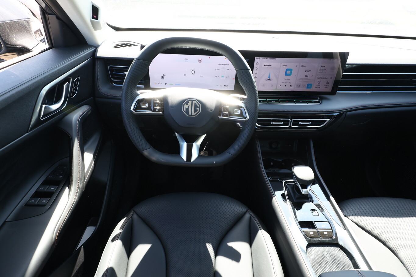 MG HS HEV+ Luxury ACC 360Kam SHZ eHK TotW KeyL 19Z 190676776 6