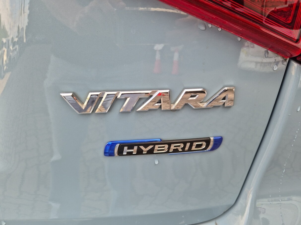 Suzuki Vitara 1.5 HYBRID 116 Aut. Comfort+ Pano Nav LED 190790826 5