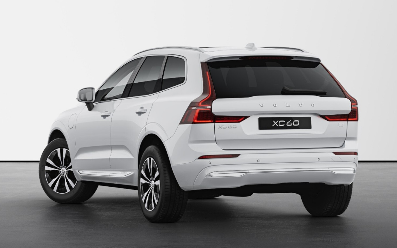 Volvo XC60 T6 Recharge AWD Core Pano ACC WinterP Kam 63373591 2