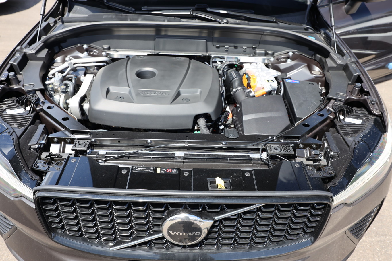 Volvo XC60 T6 Recharge AWD Plus Dark Pano ACC H/K 360° 77816769 11
