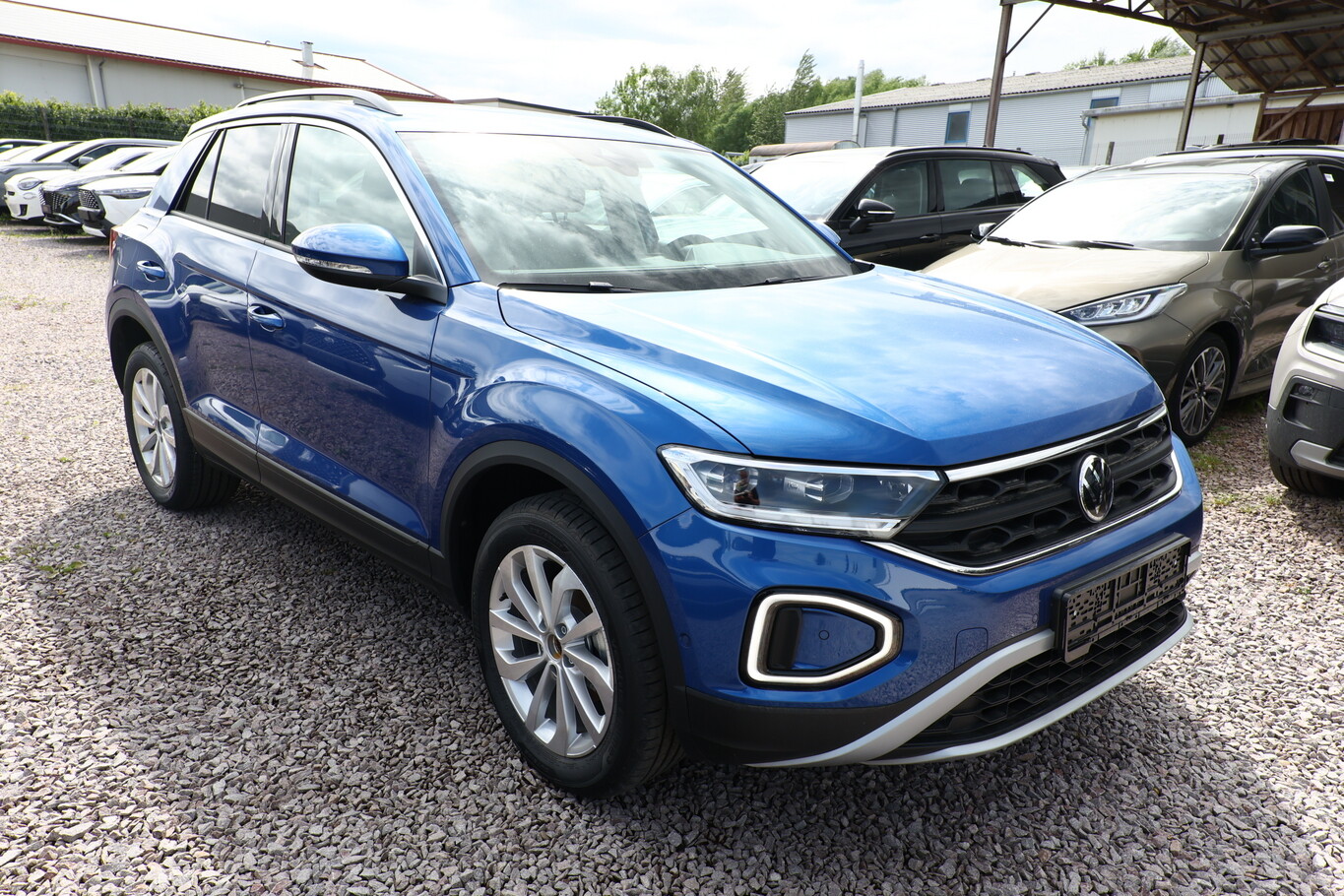Volkswagen T-Roc 1.5 TSI 150 DSG Life LED+ 17p 114679074 1