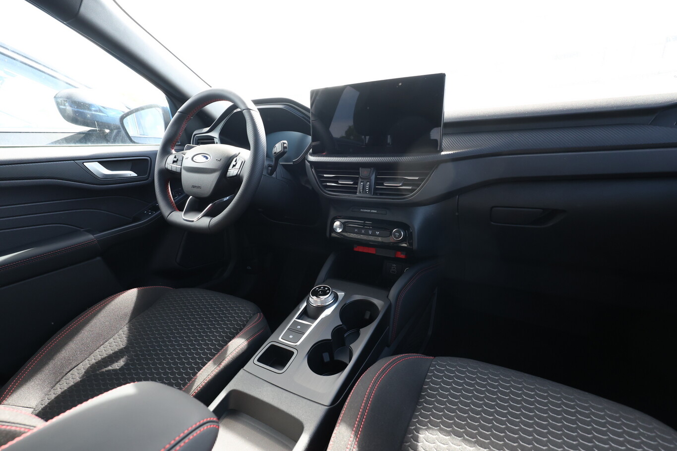 Ford Kuga FHEV 183 AWD ST-Line Matrix Cam 19P 136571931 8