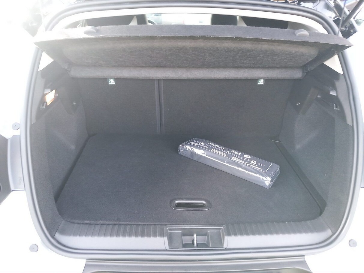 Renault Captur II TCe 140 EDC MHEV Techno GPS 144537087 7