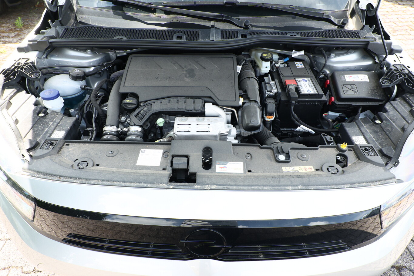 Opel Corsa GS Cam 16p 145906847 11