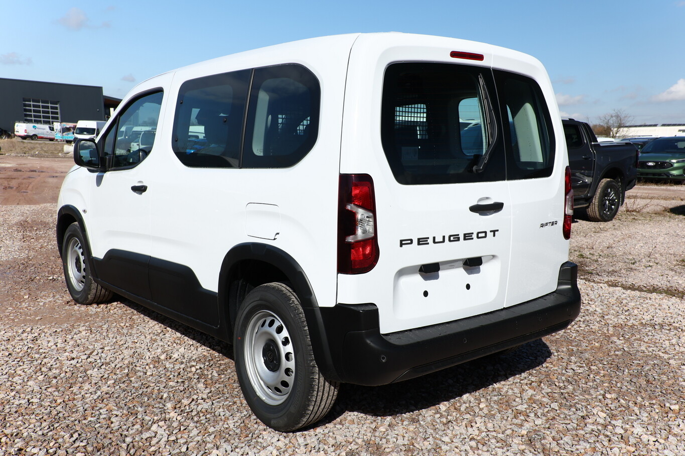 Peugeot Rifter Active CarPlay Visibilit&eacute;e Reg 147436423 3