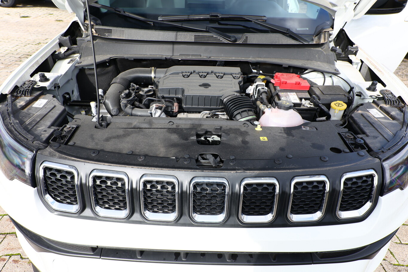 Jeep Compass 1.3 MultiAir 130 Limited ACC cam 148836468 11