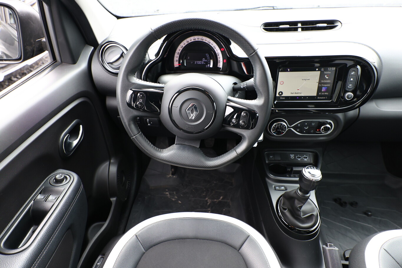 Renault Twingo SCe 65 Urban Night GPS radars 149386768 6