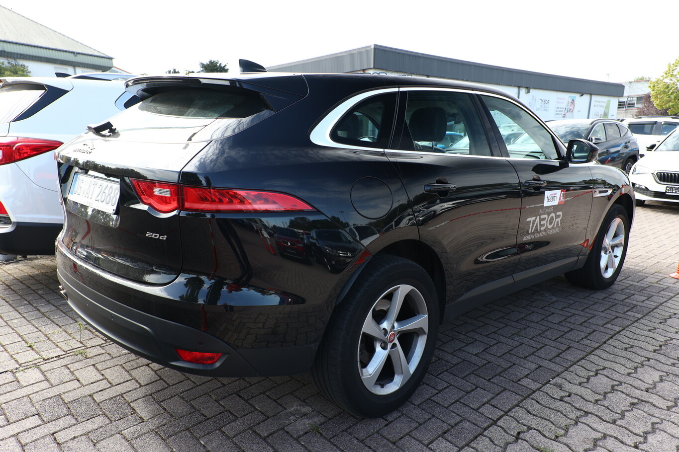 Jaguar F-PACE 20d Prestige cuir LED GPS radars 156568214 2