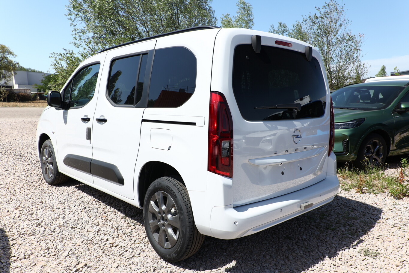 Opel Combo AT8 GS GPS Cam IntelliLux 164025356 3