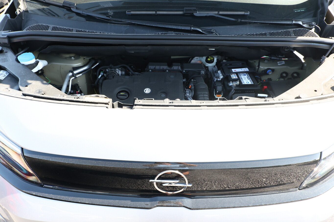 Opel Combo AT8 GS GPS Cam IntelliLux 164026254 11