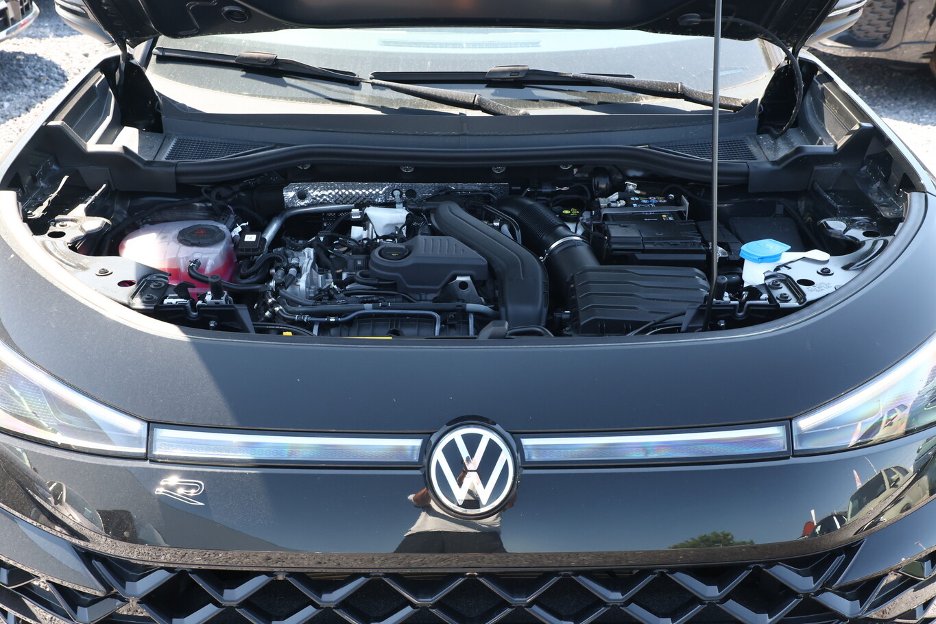 Volkswagen T-Roc R-Line EasyO 5AnsGar Si&egrave;gesCh  165643202 11