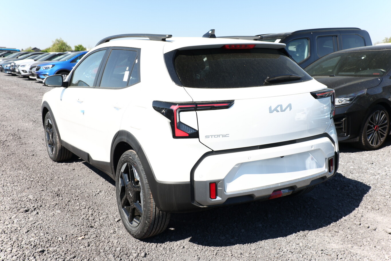 Kia Stonic 115 MHEV LED 2xPDC Cam GPS Sieges ch 165652738 3