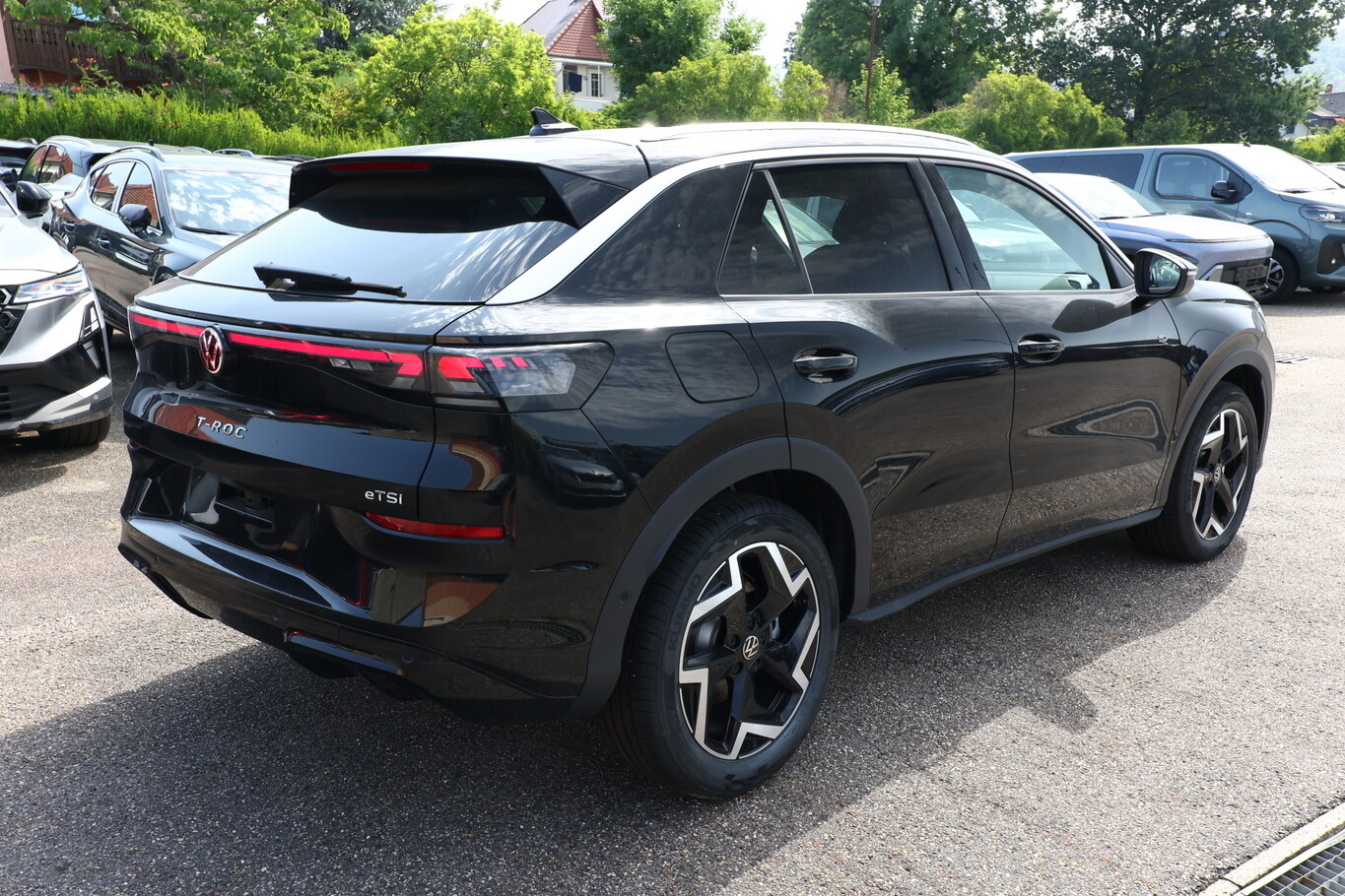 Volkswagen T-Roc R-Line EasyO GPS 5AnsGar ParkA 165881059 2