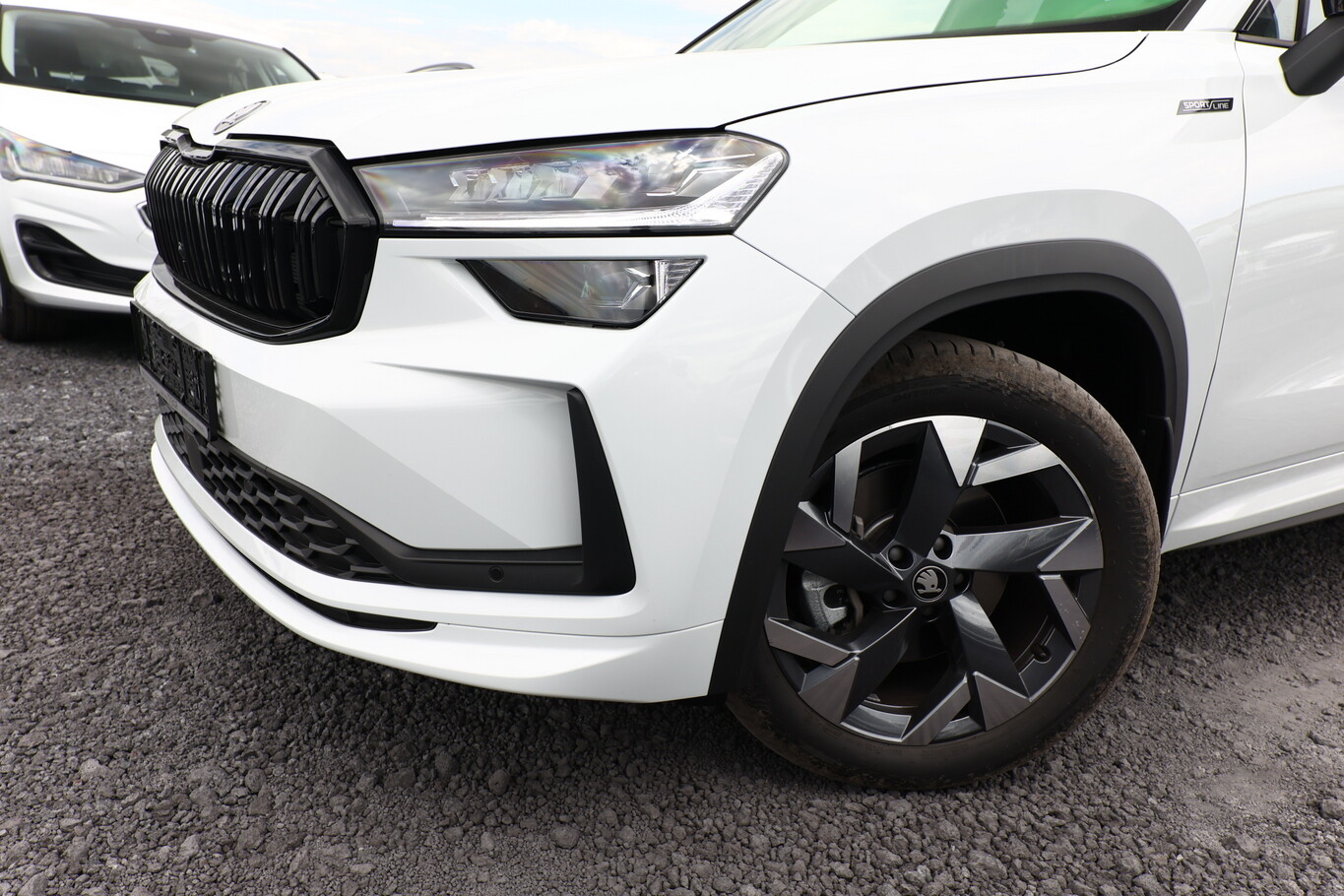 Skoda Kodiaq 193 4x4 Sportl attelage 7pl Matrix 166815853 4