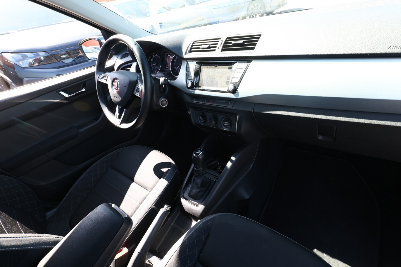 Skoda Fabia 1.0 TSI 110 DSG Ambition GPS radars 167457472 6