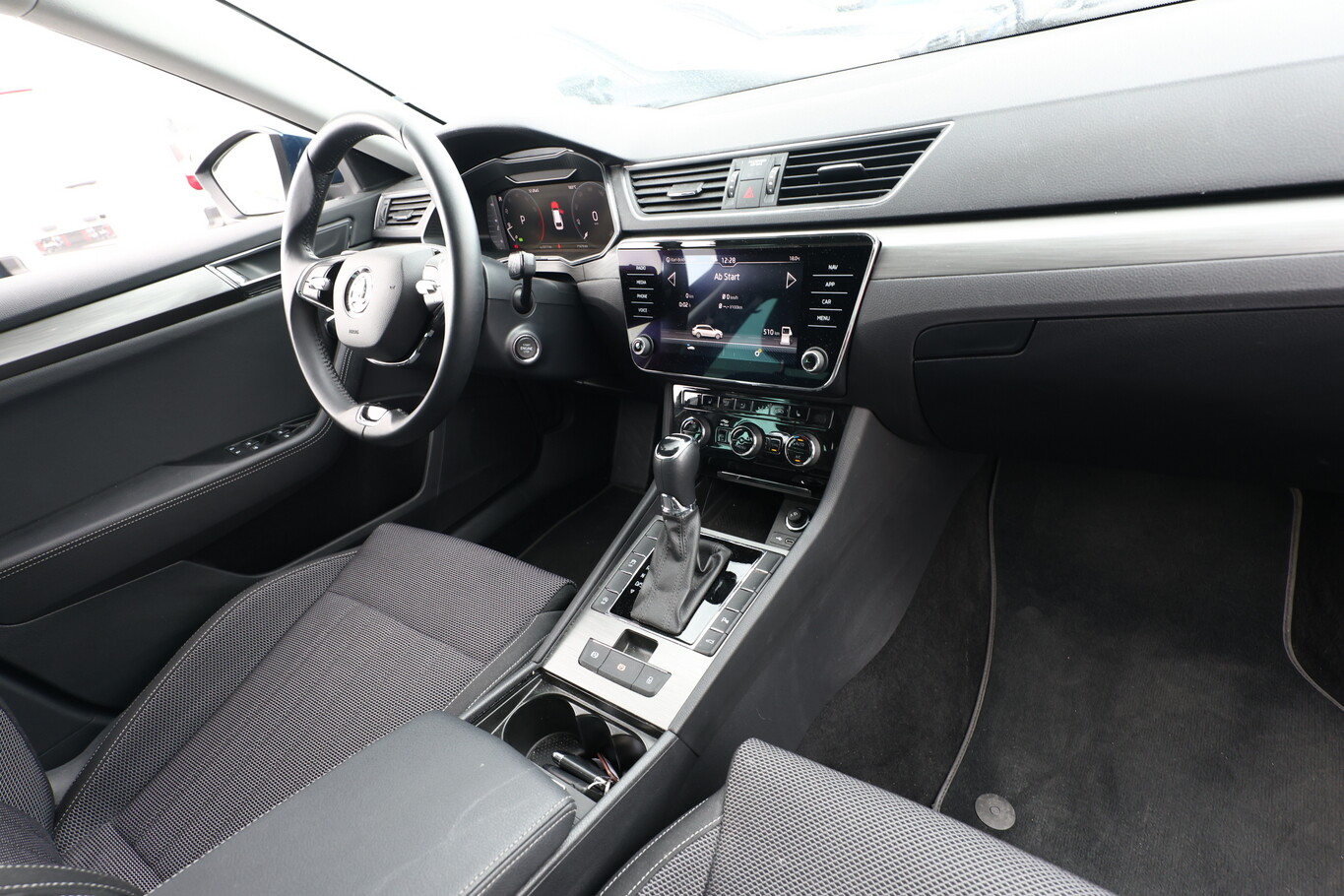 Skoda Superb Combi 2.0 TSI 190 DSG Style GPS 167573961 8
