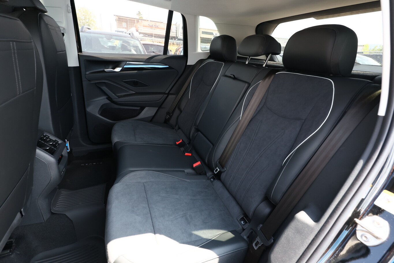 Volkswagen Tiguan Elegance 4M GPS DCC+ LED+  167832982 9