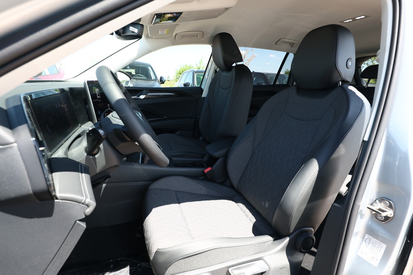 Volkswagen Tiguan 130 DSG LED+ G-5Ans IqDrive 168532388 5