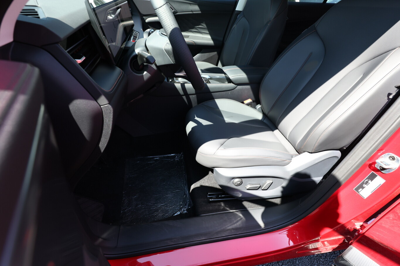 MG HS HEV+ 224 Luxury si&egrave;gesChauf ACC Cam360 169491766 12