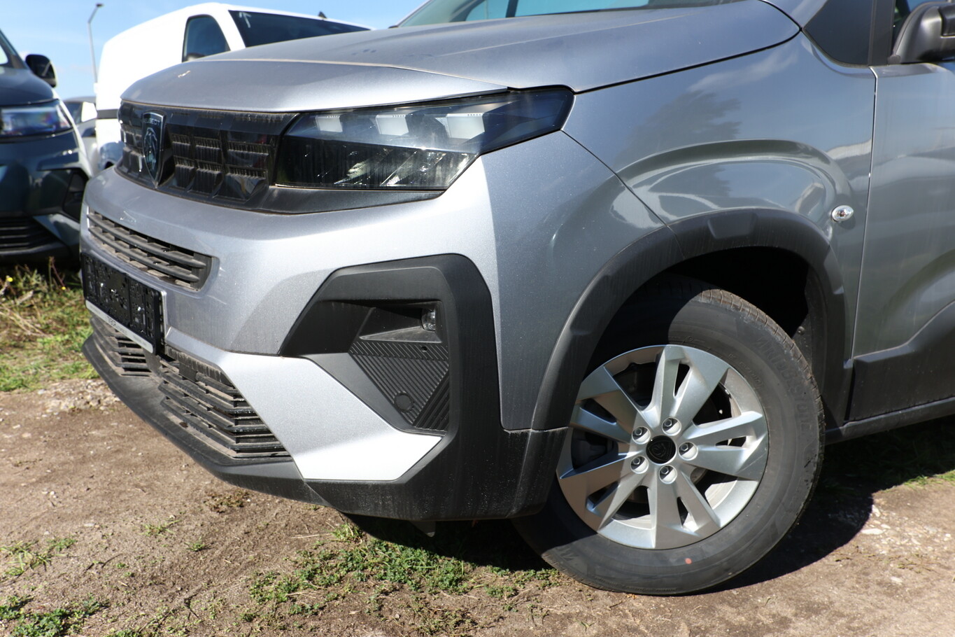 Peugeot Rifter M1 100 Allure L2 7S StyleP CarP 169944612 4