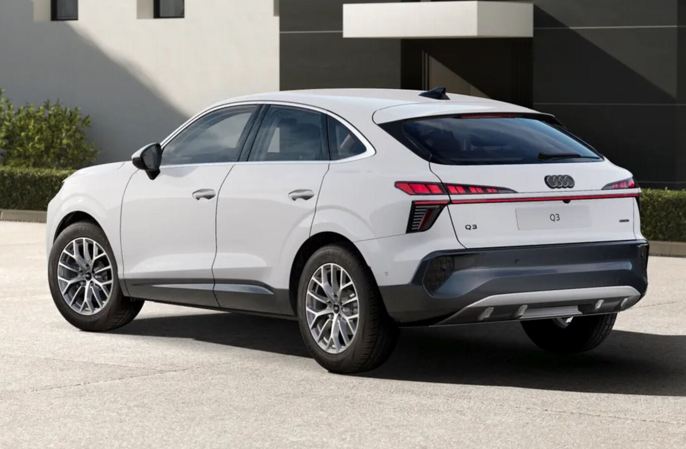 Audi Q3 Sportback 204 Tech LED+ ClimP 18