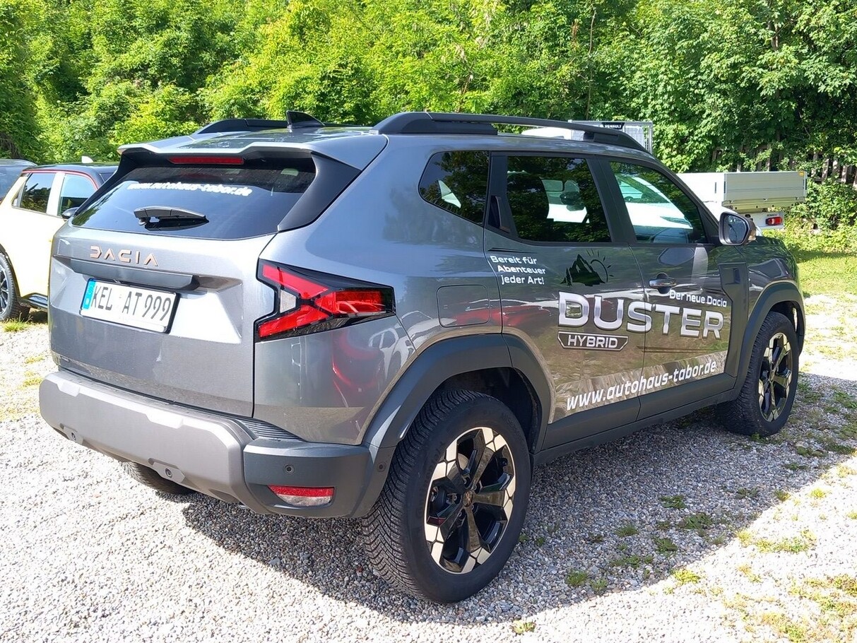 Dacia Duster E-Tech 140 Extreme GPS 360&deg; 18p 170549173 4