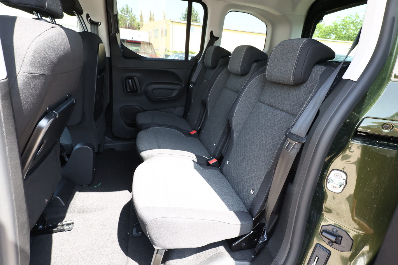 Opel Combo 130 AT8 GS Connect+ GPS 2xPDC Keyl  170920413 9