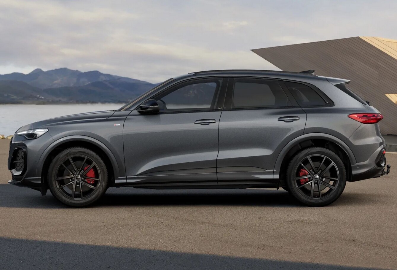 Audi Q5 299 2xS line Tech+ Pano HUD Attel 20