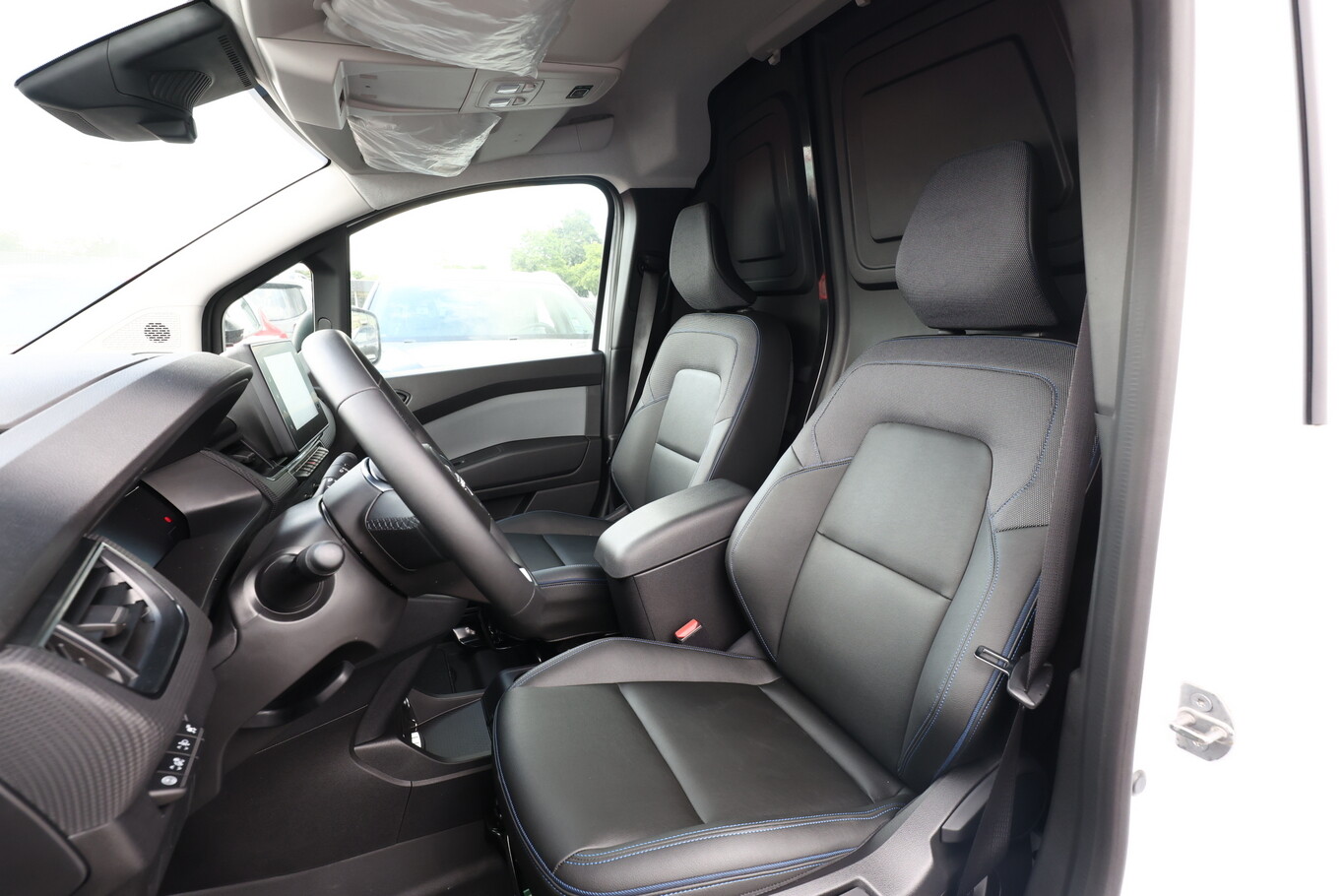 Nissan Townstar N-Connecta L1 130 CarPlay Cam 171863922 5