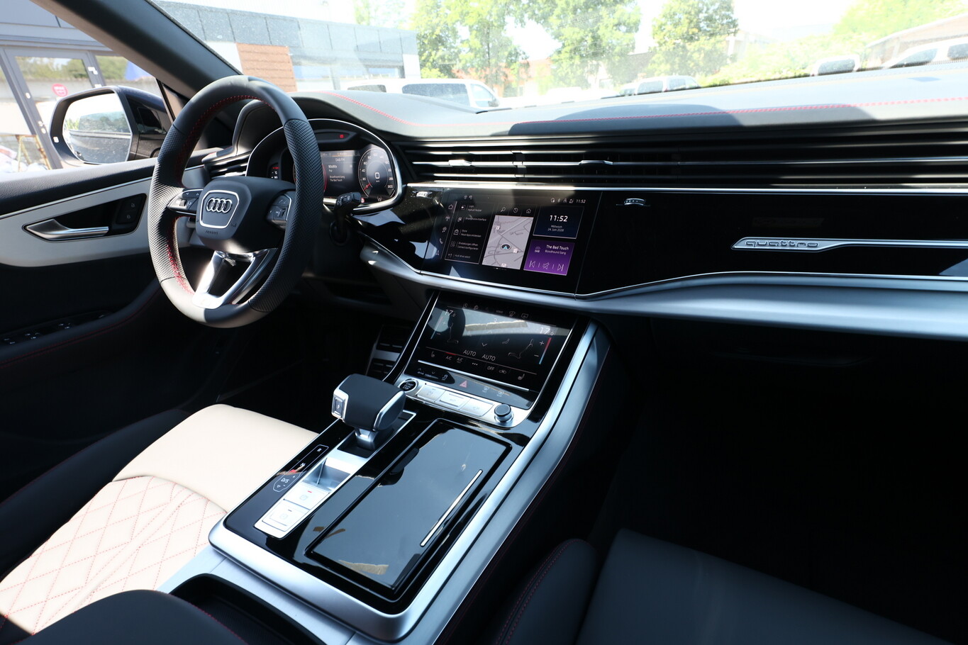 Audi Q8 2xS line 22p Laser Pano B&O BlackP GPS 171864251 8