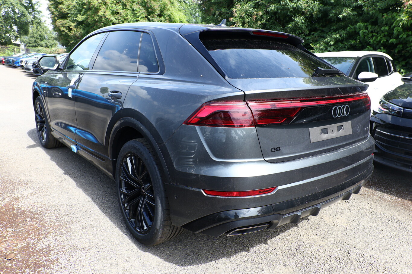 Audi Q8 2xS line 22p Laser Pano B&O BlackP GPS 171864323 3