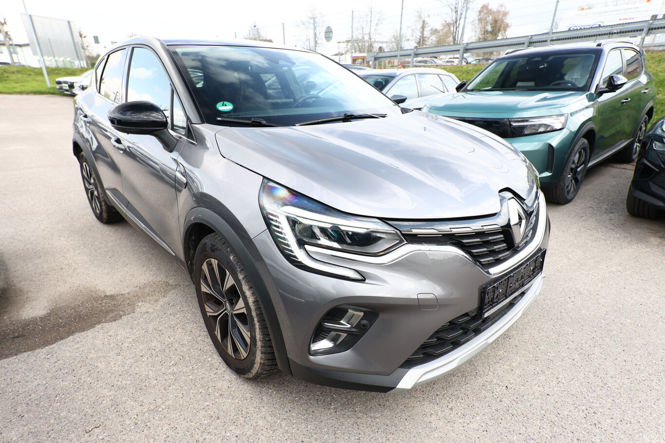 Renault Captur II 1.3 TCe 140 MHEV Techno GPS 172399269 1