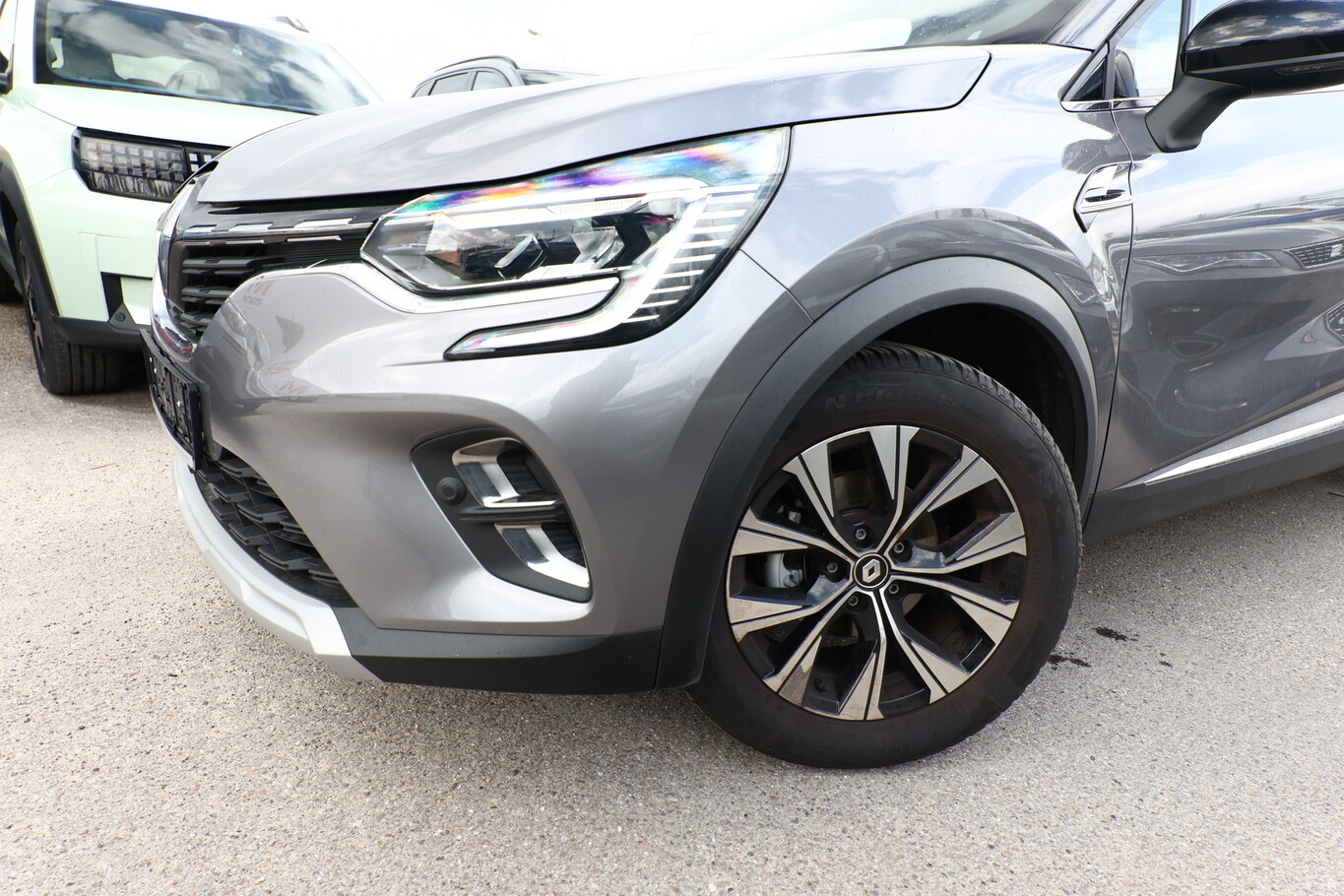 Renault Captur II 1.3 TCe 140 MHEV Techno GPS 172399269 4