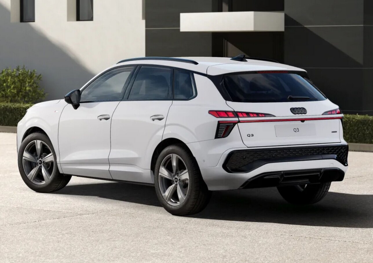Audi Q3 204 2xS line Tech LED+ ClimP 19