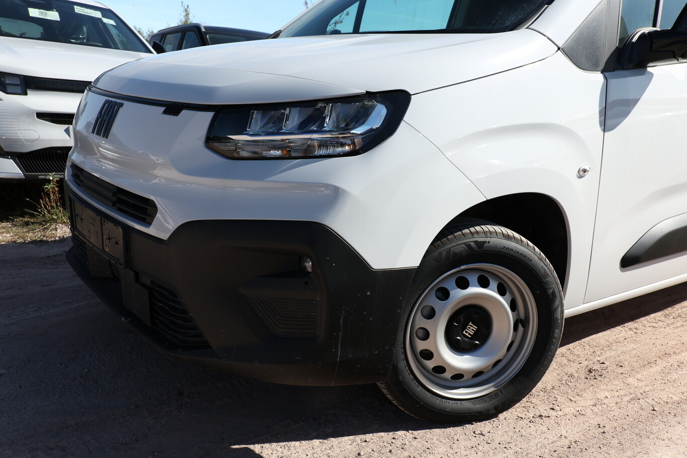 Fiat Doblo Cargo 130 L2 AT8 2xPortes MagicCargo 174793359 4