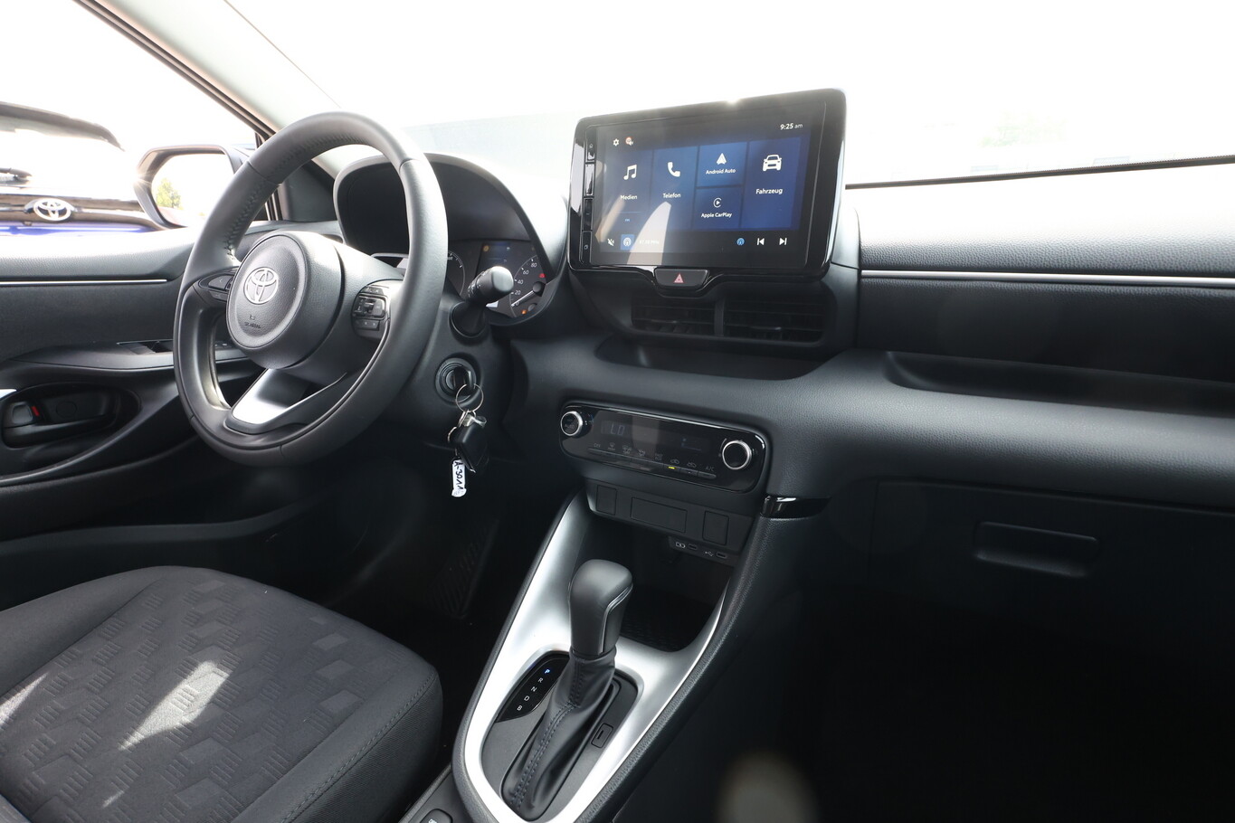 Toyota Yaris 116 CVT Cam ACC CarPlay 9P Touch  175832832 8