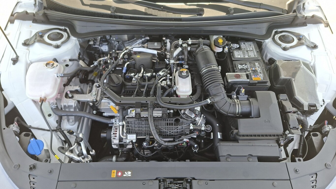 Kia K4 SW Vision 115 Si&egrave;ges chauf GPS Cam ADML 176181901 8